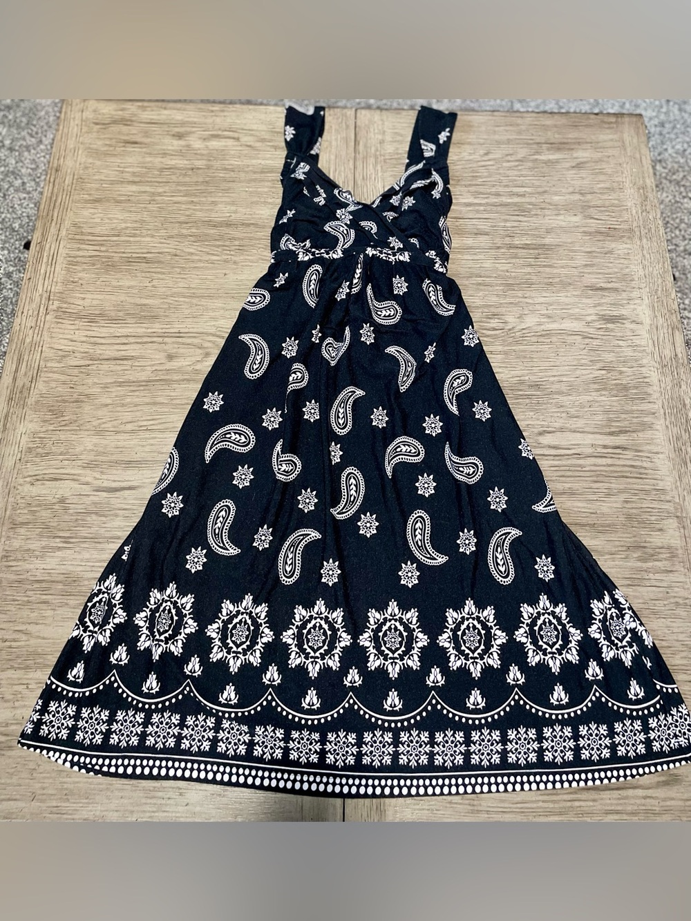 Faded Glory black and white paisley print dress, small.